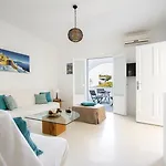 Sea Sound White Katikies Aparthotel 4*