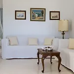 Sea Sound White Katikies Aparthotel