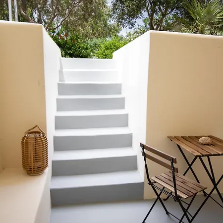 Sea Sound White Katikies Aparthotel