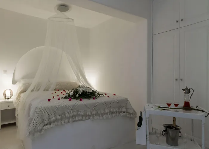 Sea Sound White Katikies