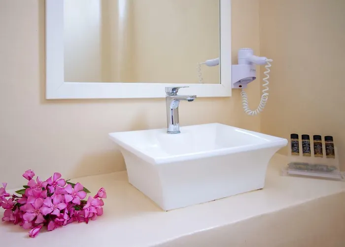 Sea Sound White Katikies 4*